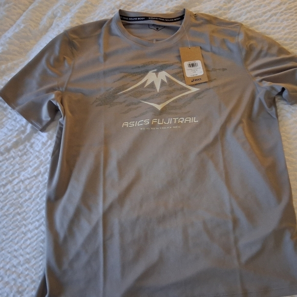 Asics Other - ASICS Men's Tan FujiTrail Tee